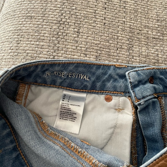 American Eagle Hi-Rise Festival Stretch Jean Shorts (4) - Picture 6 of 8